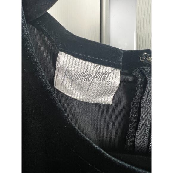 Jacqueline Ferrari Short Sleeve Empire Waist Maxi Black Velvet Dress Size 8 - Picture 2 of 7